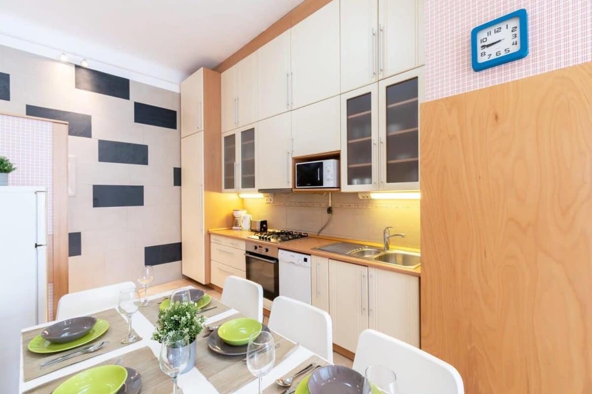 Spacious And Comfy Very Apartment *