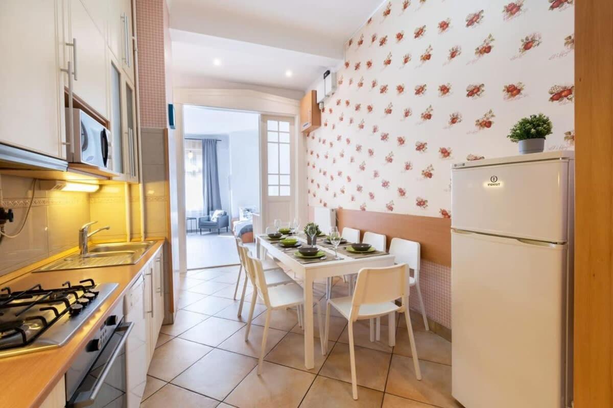 Spacious And Comfy Very Apartment