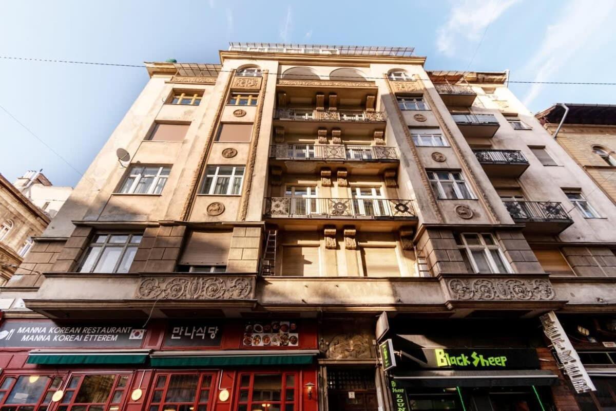 Spacious And Comfy Very * Budapest